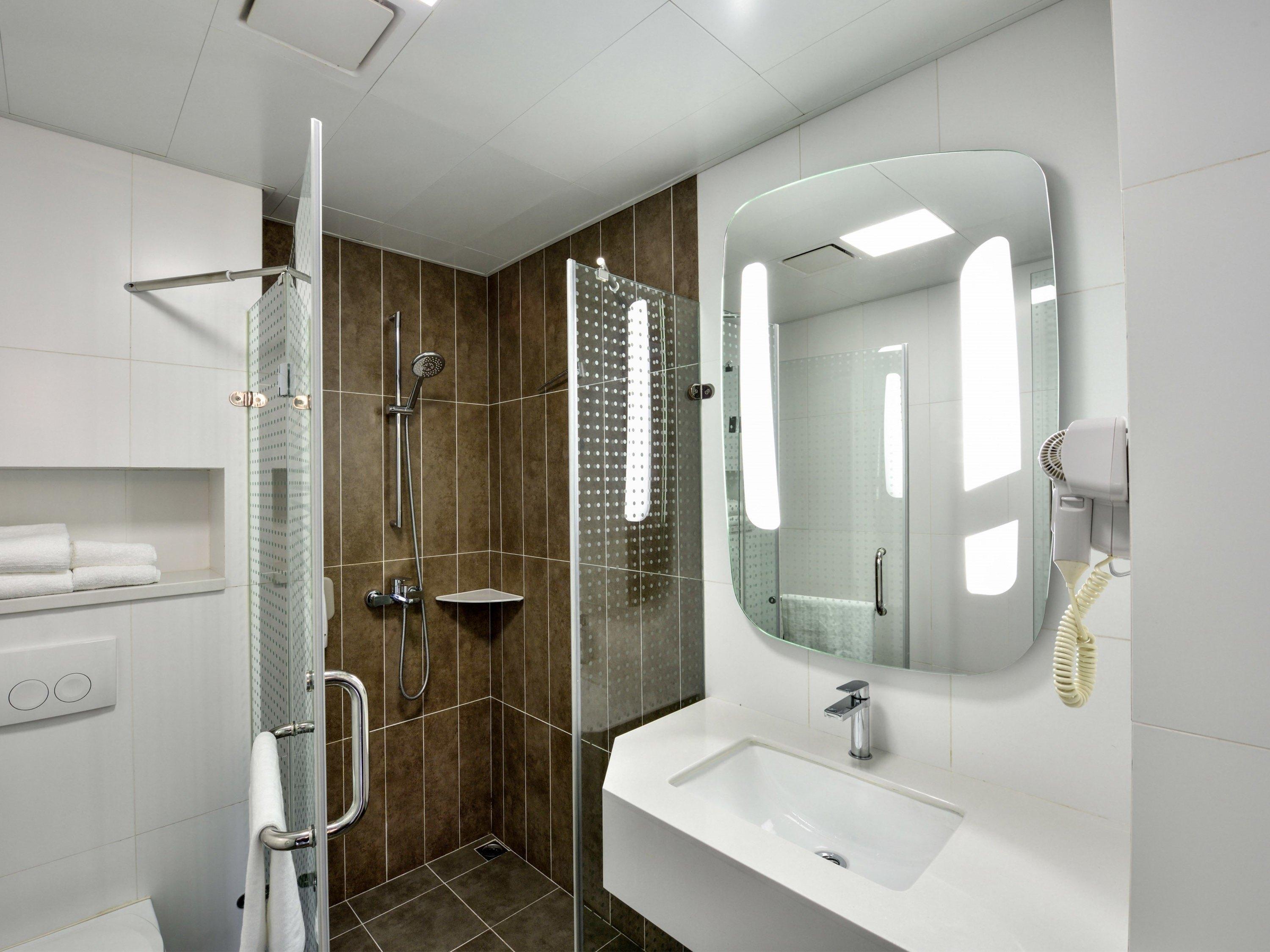 Ibis Shanghai New Hongqiao Exterior photo