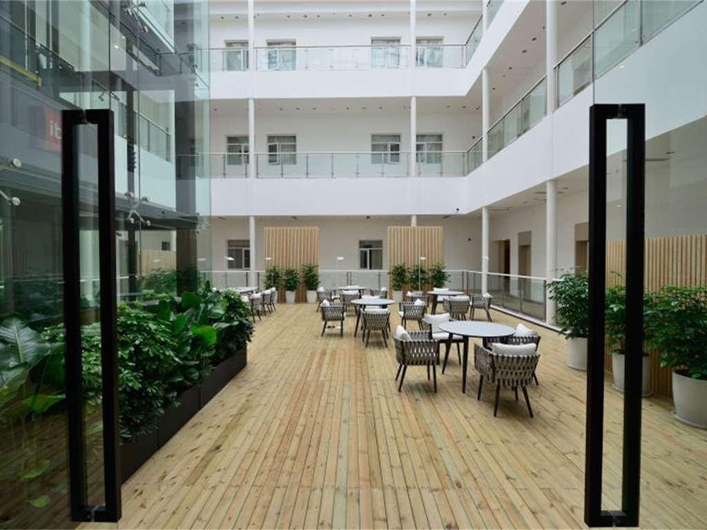 Ibis Shanghai New Hongqiao Amenities photo
