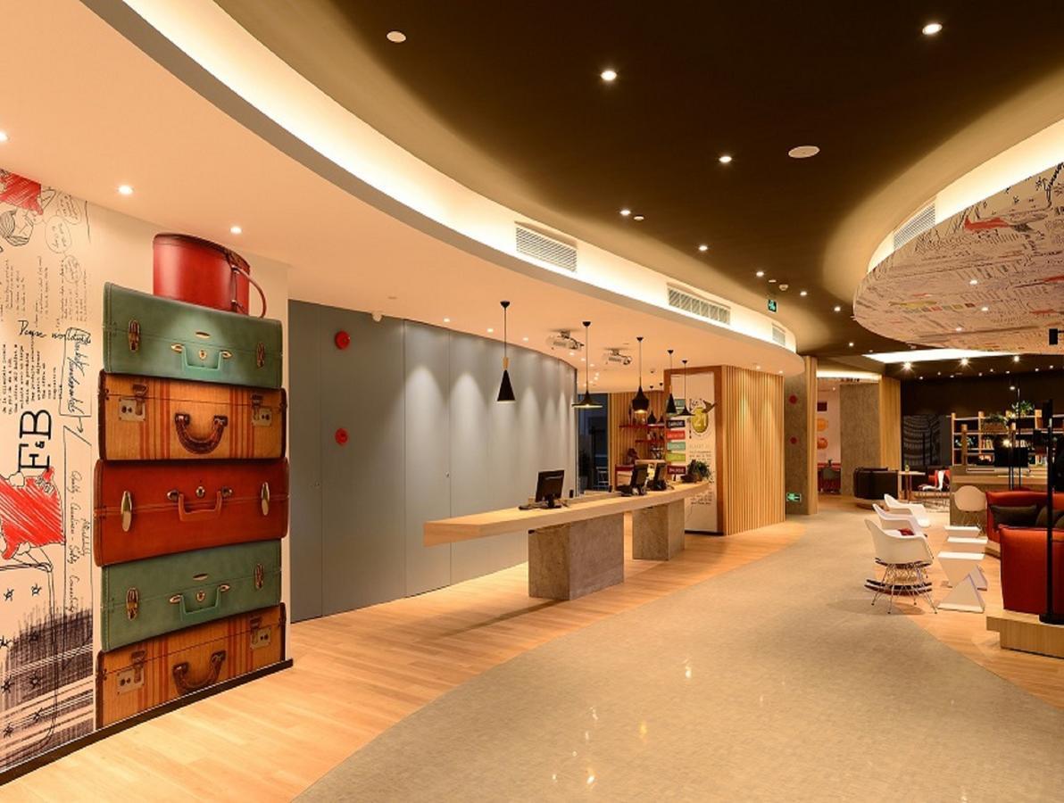 Ibis Shanghai New Hongqiao Exterior photo
